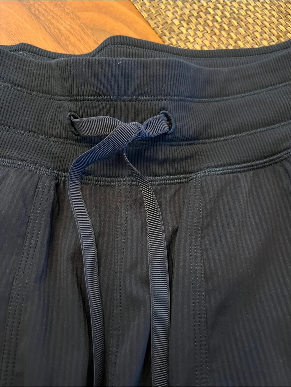 lululemon athletica lightweight medium